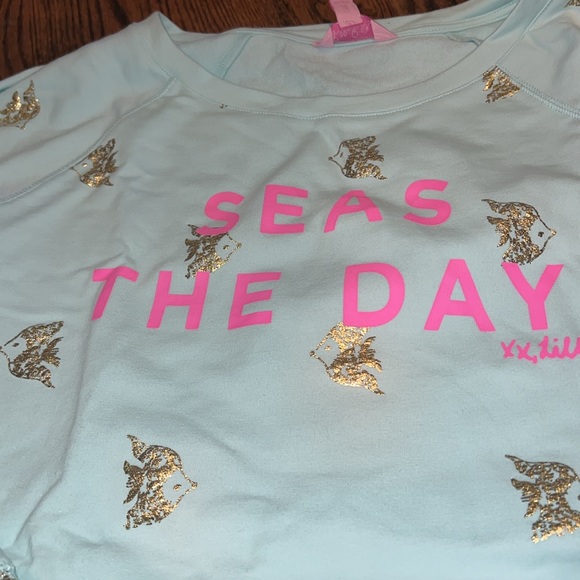 Lilly Pulitzer Braydon Pullover Pink Sunset Seas the Day Graphic Blue Size M NWT - Picture 5 of 9